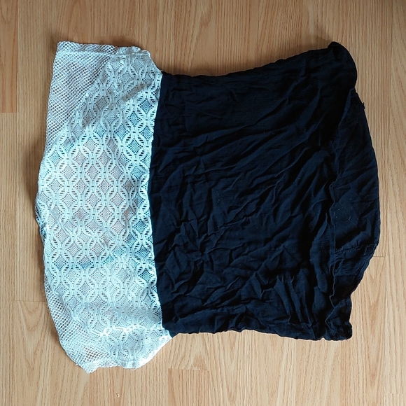 Tee - Picture 4 of 4